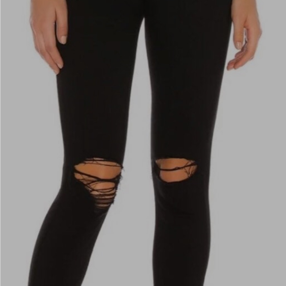 Paige Verdugo Ankle - Black and Distressed